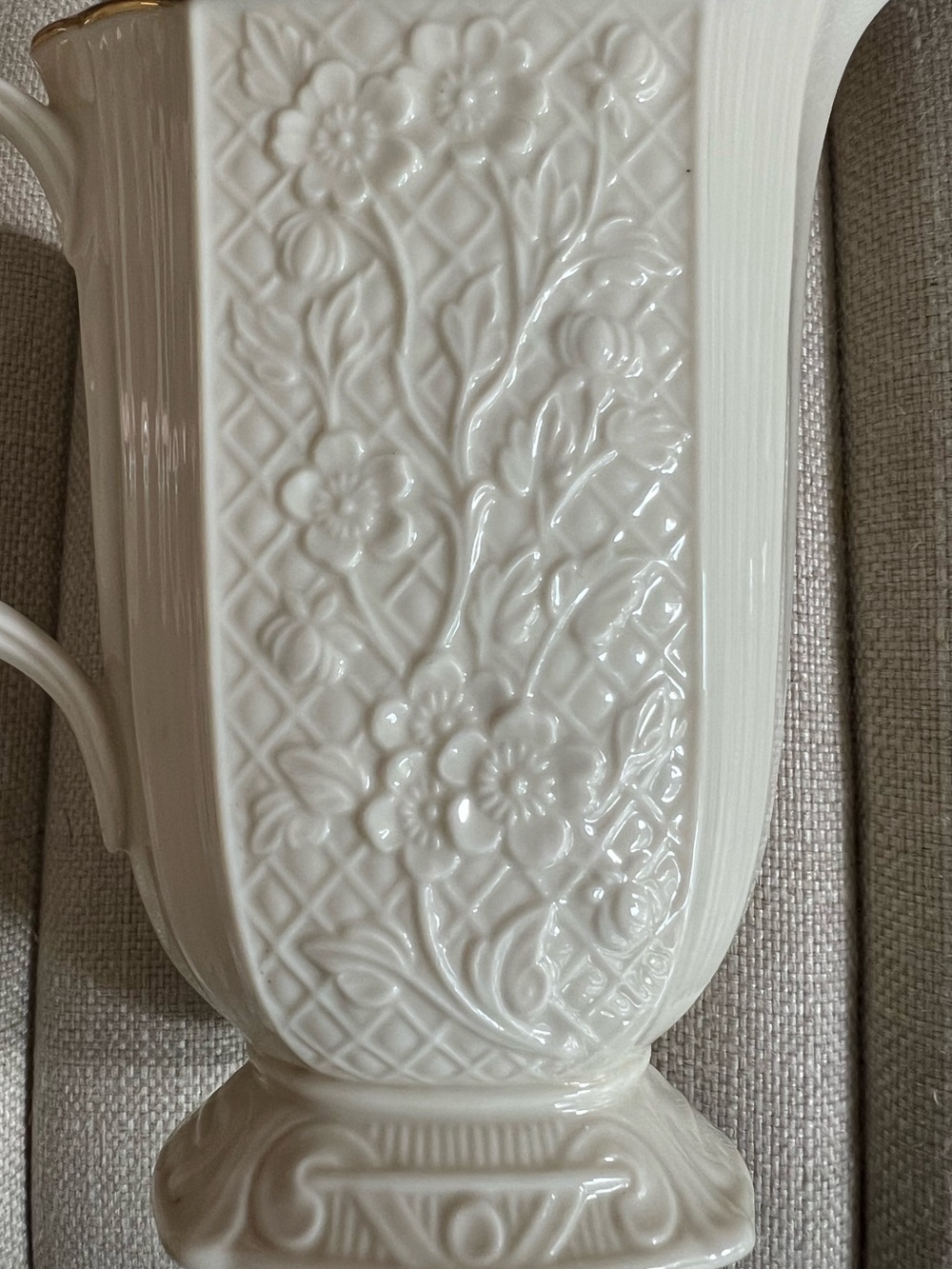 Lenox Carolina Collection Pitcher - Picture 3 of 7